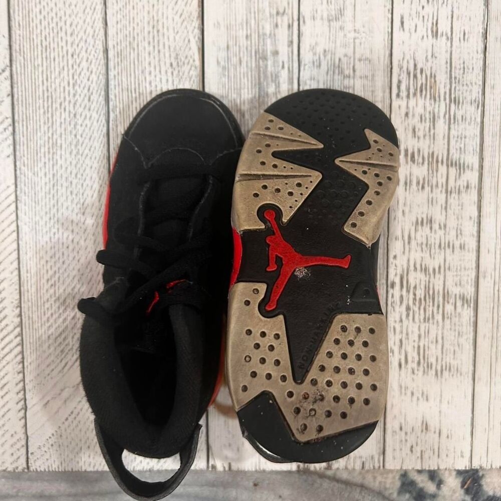 Jordan multi Trainers size‎ 8